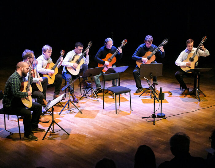 Lunchkonsert gitarrklassen